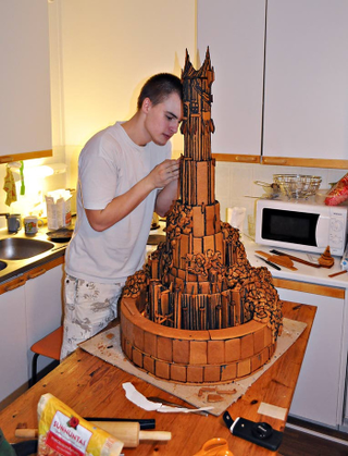 Illustration for article titled One Gingerbread Tower To Rule Them All